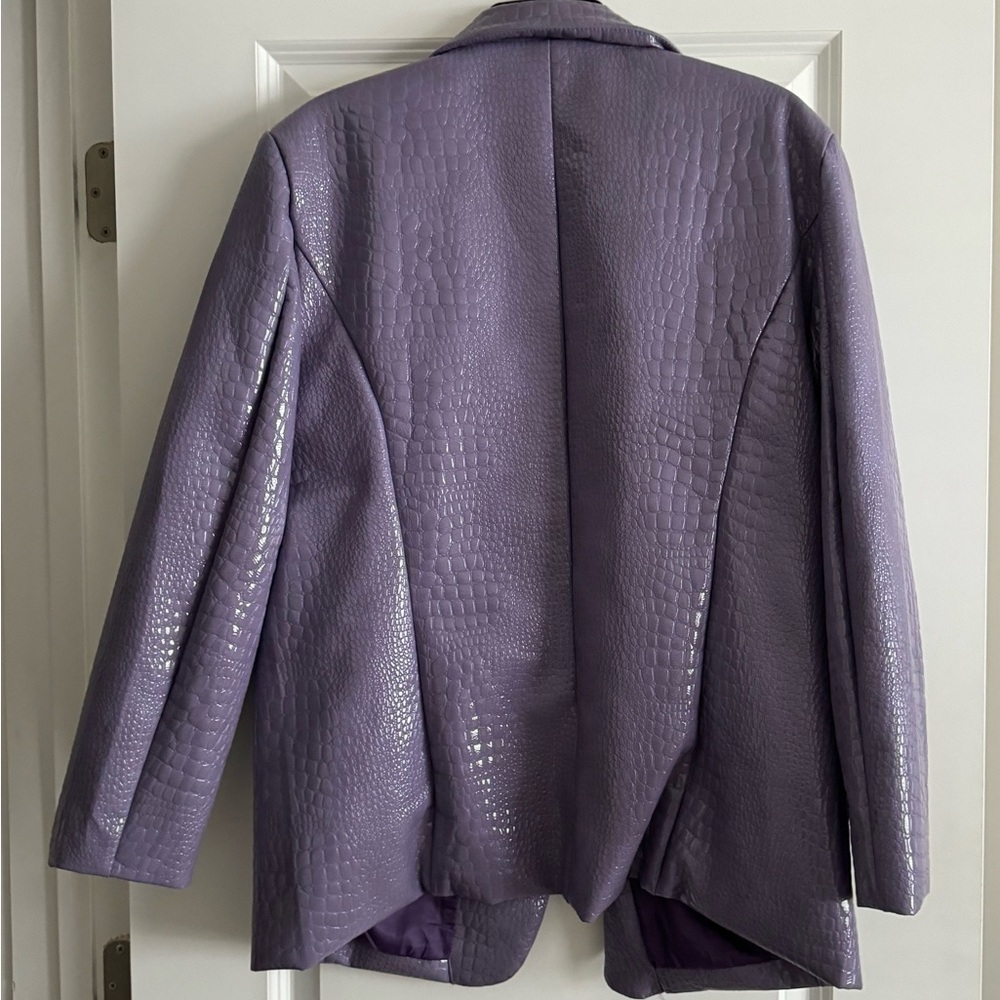 Nasty Gal Collection Lilac Faux Leather Croc Embossed Oversized Blazer - Picture 8 of 8